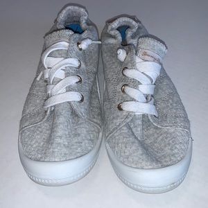 Tommy Bahama Sneakers 7.5